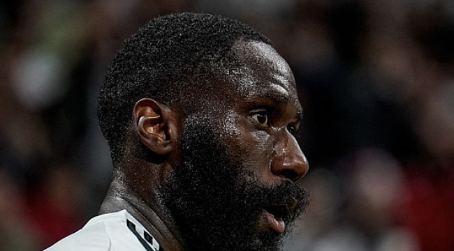 Konyaspor’un Hedefi: Masuaku ile Savunmaya G&uuml;&ccedil; Katmak