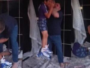 Korkun&ccedil; Anlar: Amca Kazmayla Nefes Kesen Şiddet Uyguladı!
