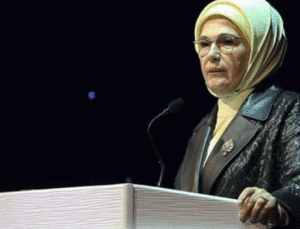 Lider Eşleri &Ccedil;ankaya’da Buluşuyor: Emine Erdoğan’ın &Ouml;nc&uuml;l&uuml;ğ&uuml;nde &Ouml;nemli Toplantı!
