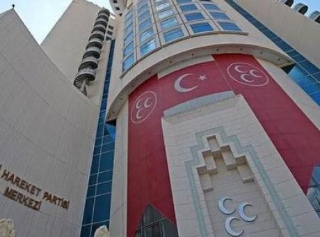 Merzifon&rsquo;da Siyasi Değişim: C&uuml;neyt Yamak, Tek Listeyle Başkan Se&ccedil;ildi