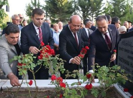 &Ouml;mer Halisdemir: 15 Temmuz’un Kahramanının Anısına Y&uuml;zlerce Kişi Toplandı