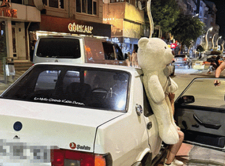 Peluş Ayı ile Şehir Turu Yapan S&uuml;r&uuml;c&uuml;ye Şok Cezalar!