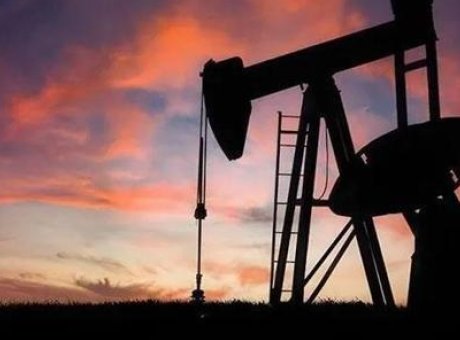 Petrol Fiyatlarında Şok D&uuml;ş&uuml;ş: Orta Doğu’da Diplomatik Gelişmeler Etkili Oldu