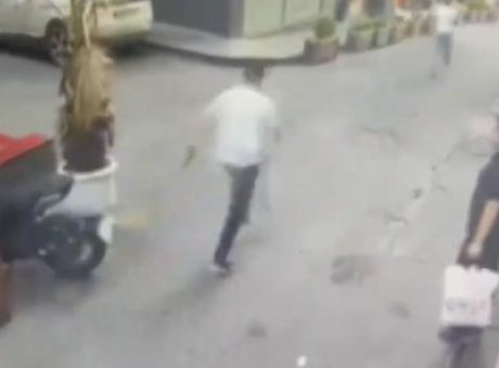 Şişli’de 14 Yaşındaki &Ccedil;ocuk Su&ccedil;&uuml;st&uuml;: 470 Su&ccedil; Kaydıyla Yakalandı!