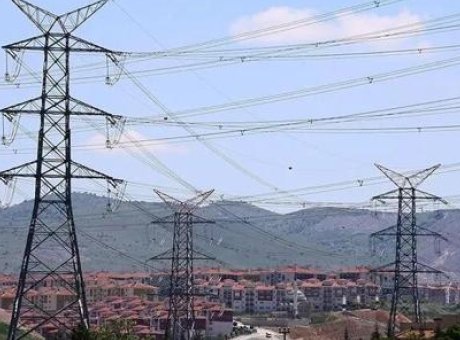 T&uuml;rkiye’nin Elektrik G&uuml;c&uuml;nde &Ccedil;arpıcı Artış: Yenilenebilir Enerji Şampiyon!