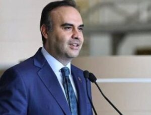 T&uuml;rkiye’nin İhracat Rakamları Şaşırtıyor: Bakan Kacır’dan &Ccedil;arpıcı A&ccedil;ıklamalar