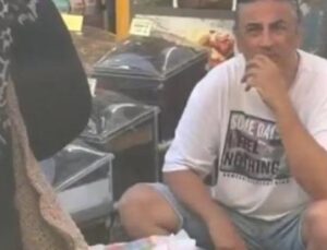 &Uuml;nl&uuml; Şarkıcı &Ccedil;elik’ten Şaşırtan Hamle: Balık Pazarında Tezgahta Banyo Lifi Satışı!