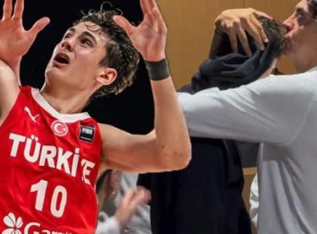 Y&uuml;rekleri Burkan An: İbrahim Kutluay Oğlunu Teselli Etti
