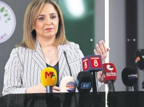 Zamanlama &Uuml;zerinde Kriz: &Ouml;calan’ın Onayı Neden Sır Perdesinde?