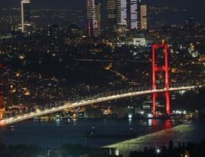 15 Temmuz Şehitler K&ouml;pr&uuml;s&uuml;’nde Gece Yarısı Trafik Değişikliği: Nedenini &Ouml;ğrenin!