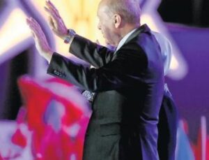 AK Parti’nin 25. Yılda Belirlediği Cesur Vizyon: Yeni Anayasa ve Reform M&uuml;jdesi!