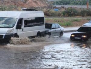 Adana’da Şiddetli Fırtına ve Sağanak: Hayat Ne Olacak?