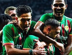 Amedspor, S&uuml;per Lig&rsquo;e Fırtına Gibi Başladı: Erzurumspor’u 3-0 Ge&ccedil;ti!
