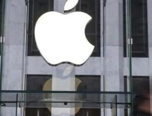 Apple’ın Değer Kaybı Şok Etti: Piyasa Değeri 500 Milyar Dolar D&uuml;şt&uuml;!