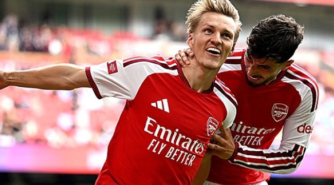 Arsenal, Manchester City’yi Farklı Ge&ccedil;erek Tarihine Ge&ccedil;ti!