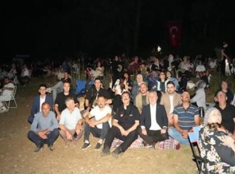 Bursa&rsquo;da 4 Bin Kişi G&ouml;ky&uuml;z&uuml;ne Kilitlendi: Perseid Meteor Yağmuru Coşkusu
