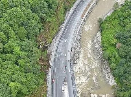 &Ccedil;amlıhemşin T&uuml;neli A&ccedil;ıldı: Seyahat S&uuml;resini 20 Dakika Kısaltan B&uuml;y&uuml;k Değişim
