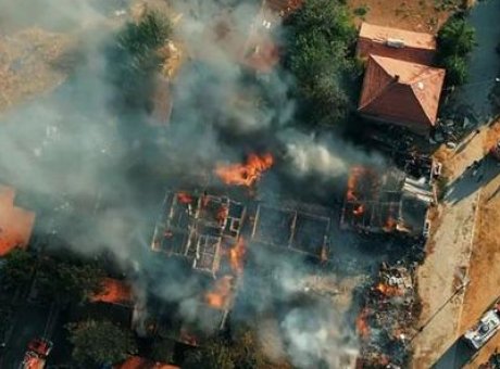 &Ccedil;ankırı’daki Yangın Felaketi: İki Ev ve Hayvanlar K&uuml;l Oldu