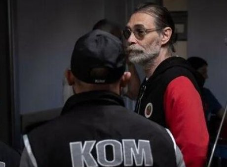 Etimesgut’ta Şok Gelişme: Belediye Başkanı Erdal Beşik&ccedil;ioğlu G&ouml;revden Alındı!