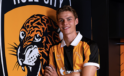Hull City, 20 Yaşındaki Yıldız Orta Saha ile 5 Yıllık S&ouml;zleşme İmzaladı!