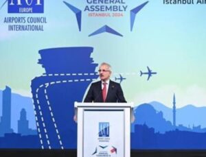 İstanbul Havalimanı Tarih Yazdı: G&uuml;nl&uuml;k 289 Bin Yolcu Rekoru Kırıldı!