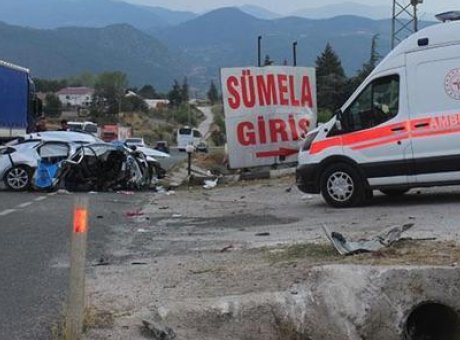 Kastamonu’da Feci Kaza: Aile İ&ccedil;inde İki Can Kaybı, D&ouml;rt Yaralı