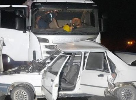 Kastamonu’da İki Hayat Kaybı: TIR-Automobil &Ccedil;arpışmasının Korkun&ccedil; Sonucu