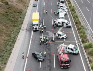 Kuzey Marmara Otoyolu’nda Feci Kaza: 3 &Ouml;l&uuml;, 8 Yaralı!