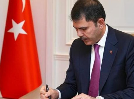 Sındırgı Depreminin 1. Yılında Bakan Kurum’dan Güçlü Mesaj: “Yanınızdayız”