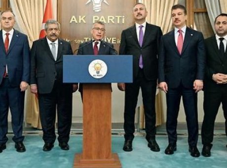 Ter&ouml;rle M&uuml;cadelede Flaş Gelişme: Silah Bırakma Teklifi Meclis’te!